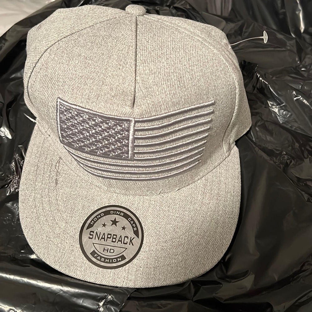 Snapback ballcap